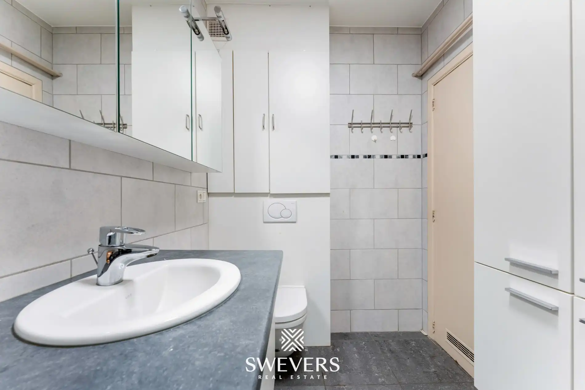 Leuk en energiezuinig (EPC: B) appartement (93m²) met parkeerplaats in centrum Hasselt  foto 14