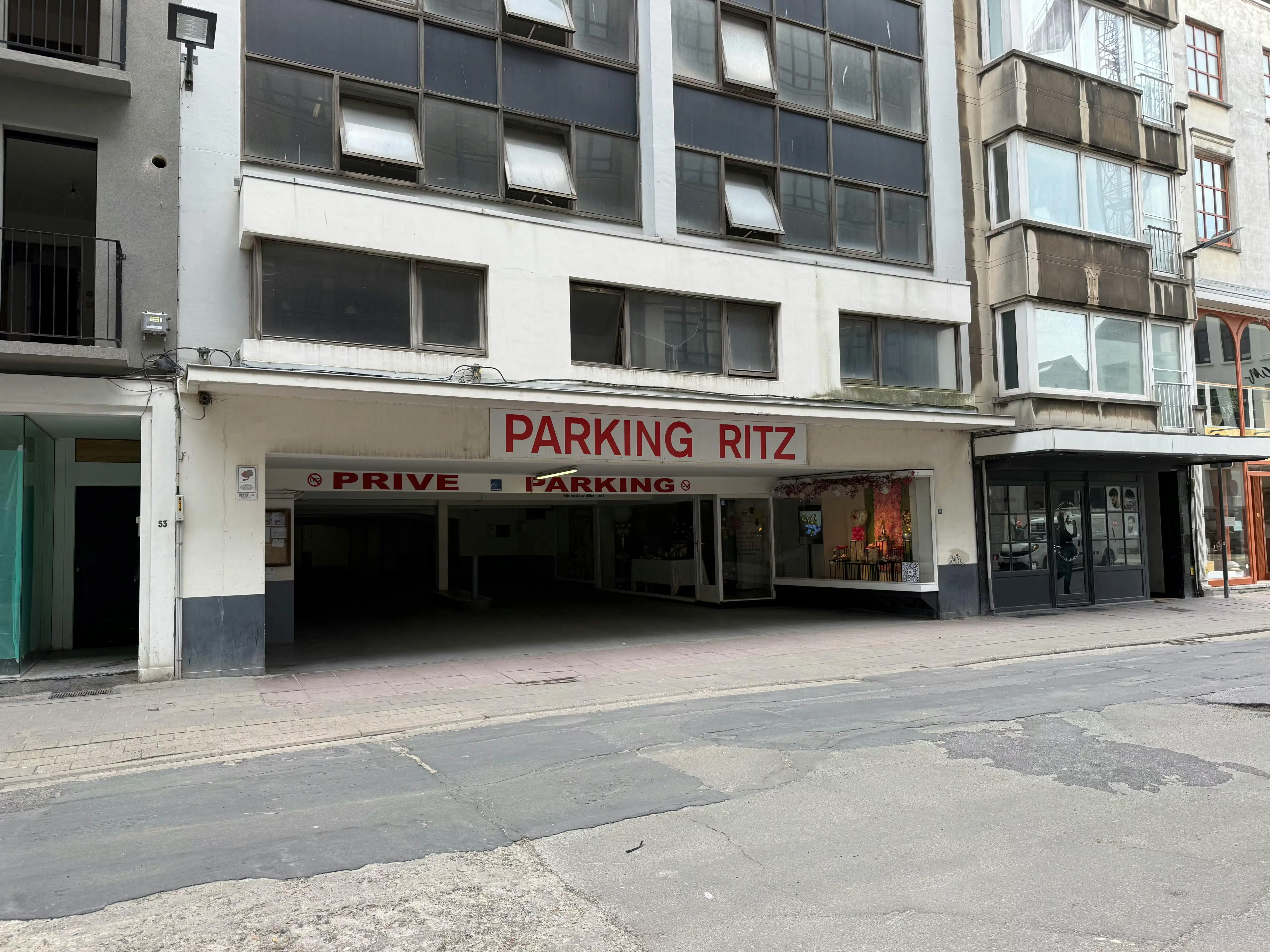 Garage te koop Wittenonnenstraat 49-51/181 - 8400 Oostende