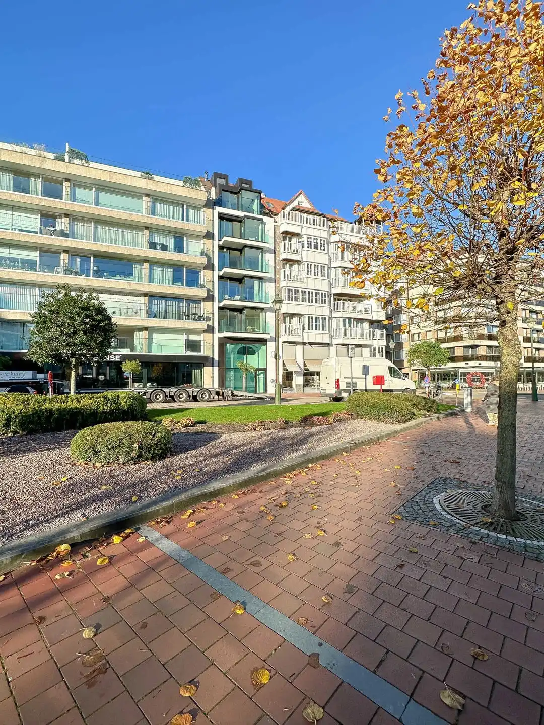 Tijdloos appartement met TOPAFWERKING op het DRIEHOEKSPLEIN foto 9