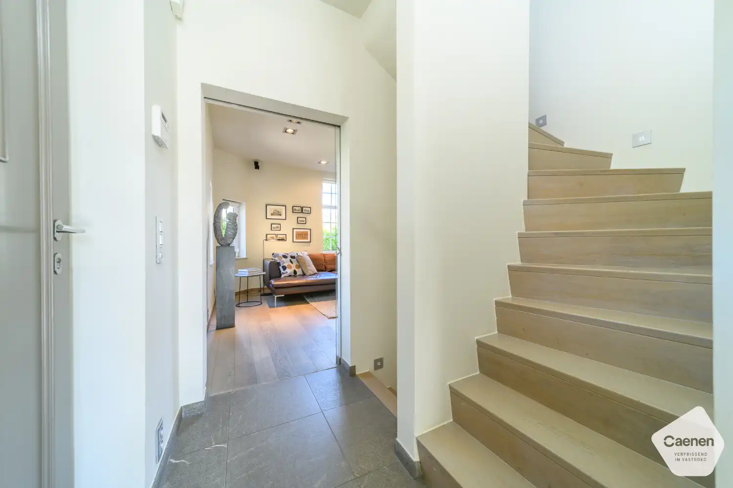 Exclusieve villa in het gegeerde Dumontwijk – luxe, rust en comfort op wandelafstand van zee foto 6