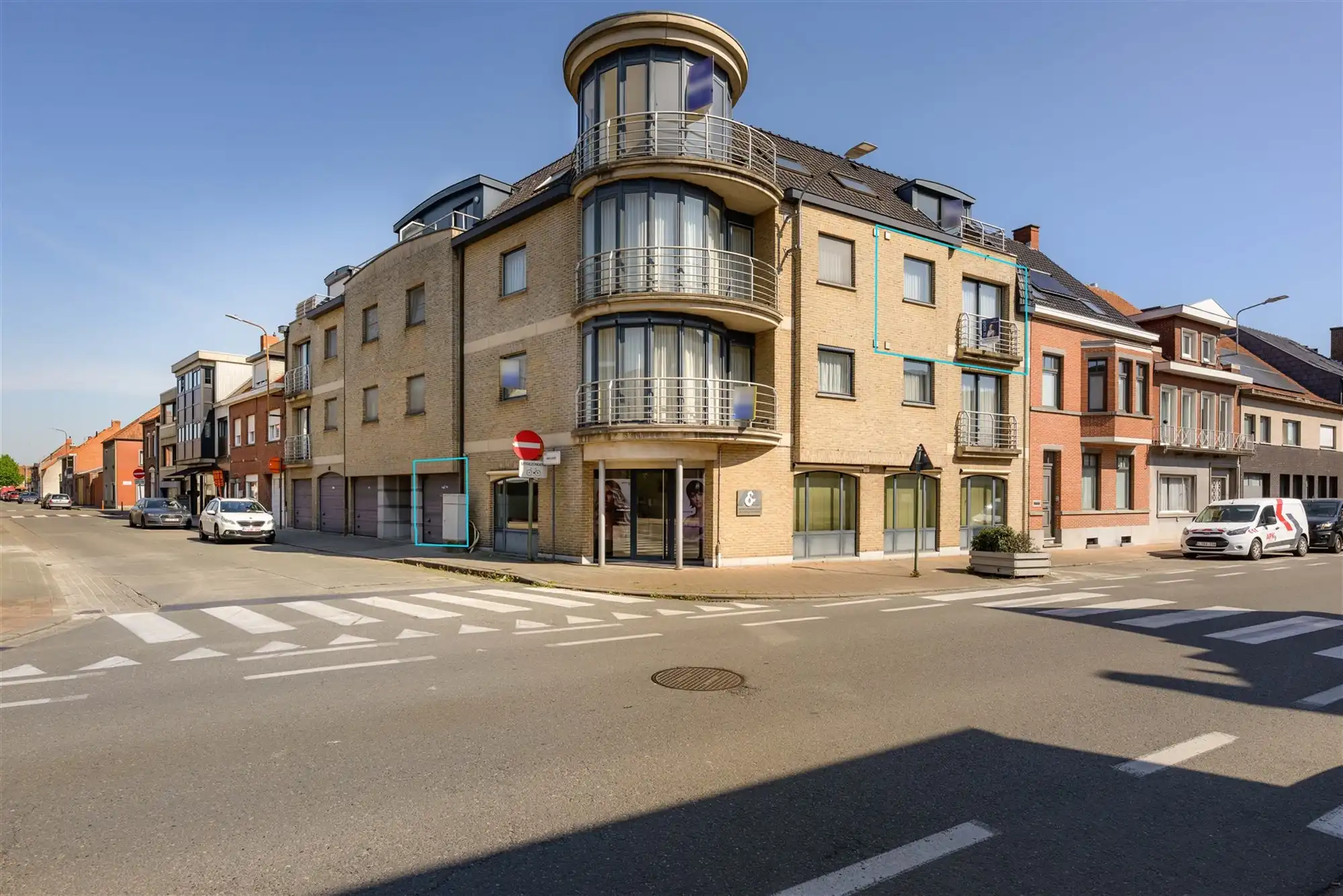 Appartement foto {{pictureIndex}}