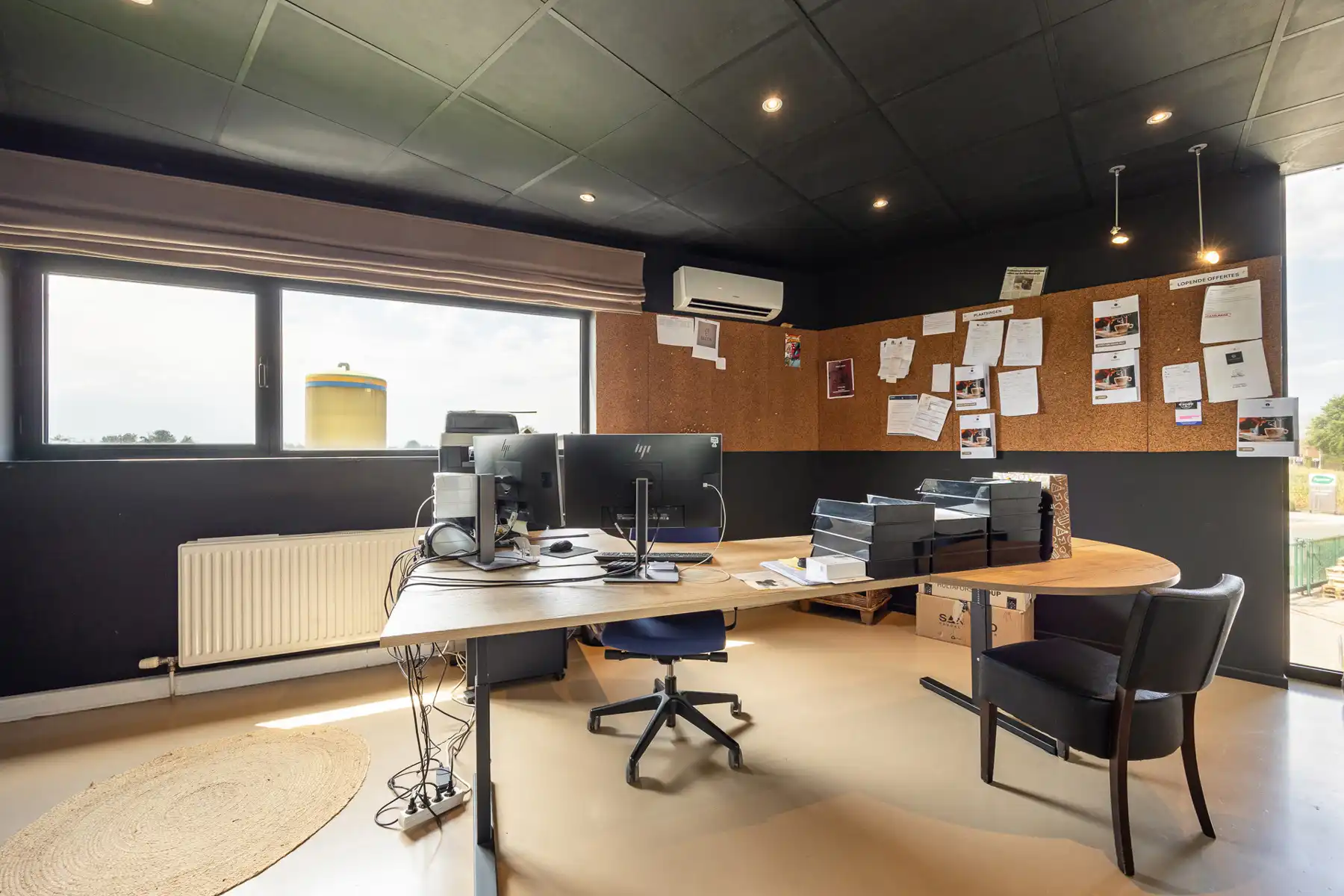 Woning met handelspand op een perceel van 1.497m². foto 16