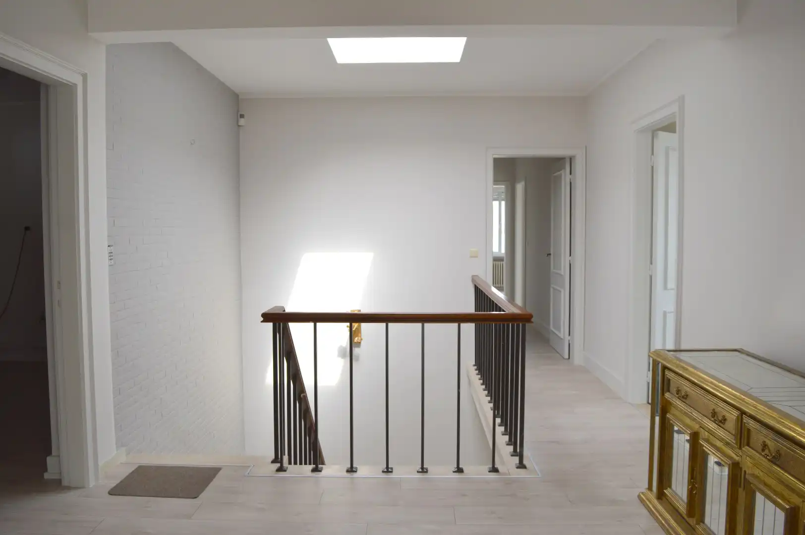 Karaktervol gerenoveerd appartement met 4 slaapkamers en ruim terras (verbruik ingebrepen!) foto 8