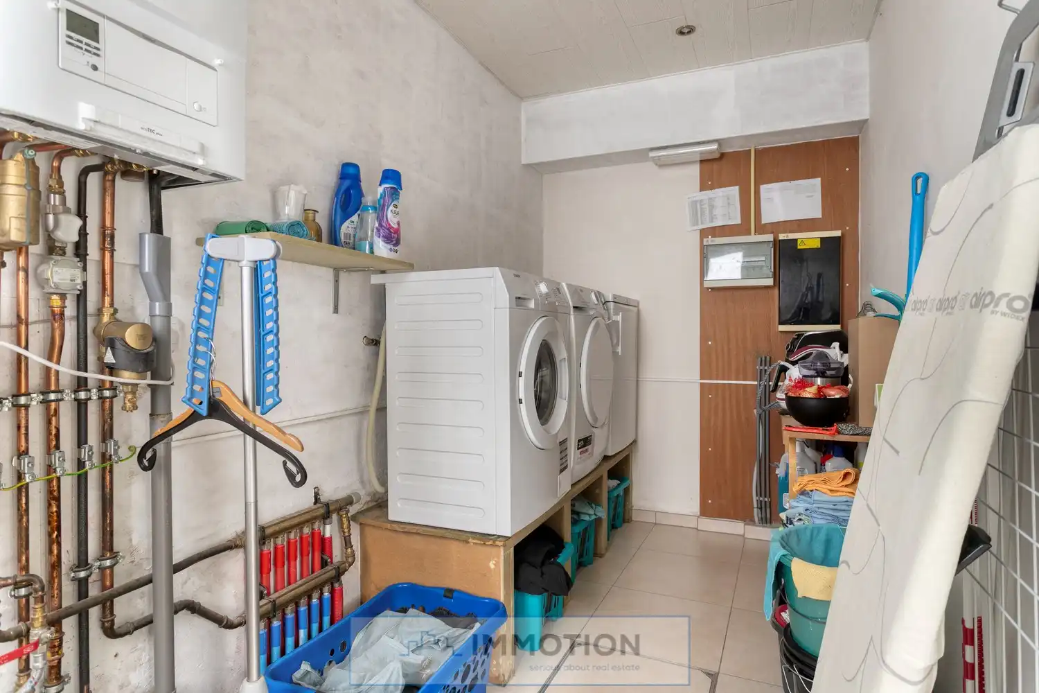 Instapklare halfopen woning op rustige ligging in Wevelgem - Kijkdagen met biedmoment op 4 en 5 september foto 15