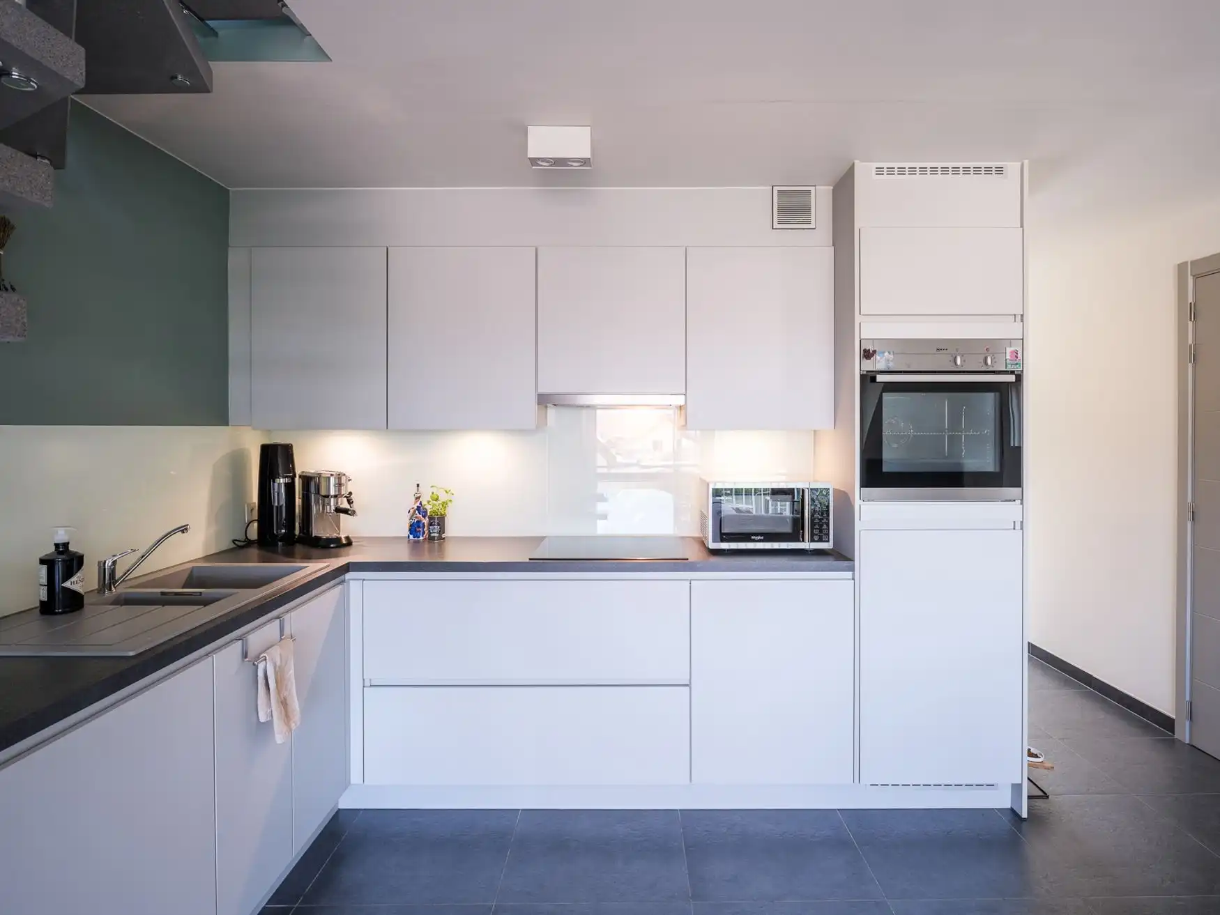Energiezuinig appartement met twee niveaus in Oosterzele foto 5