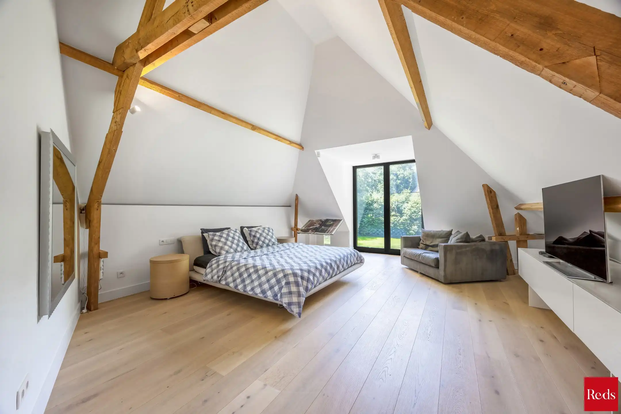 Luxe gerenoveerde villa (EPC A) op riant hoekperceel foto 34