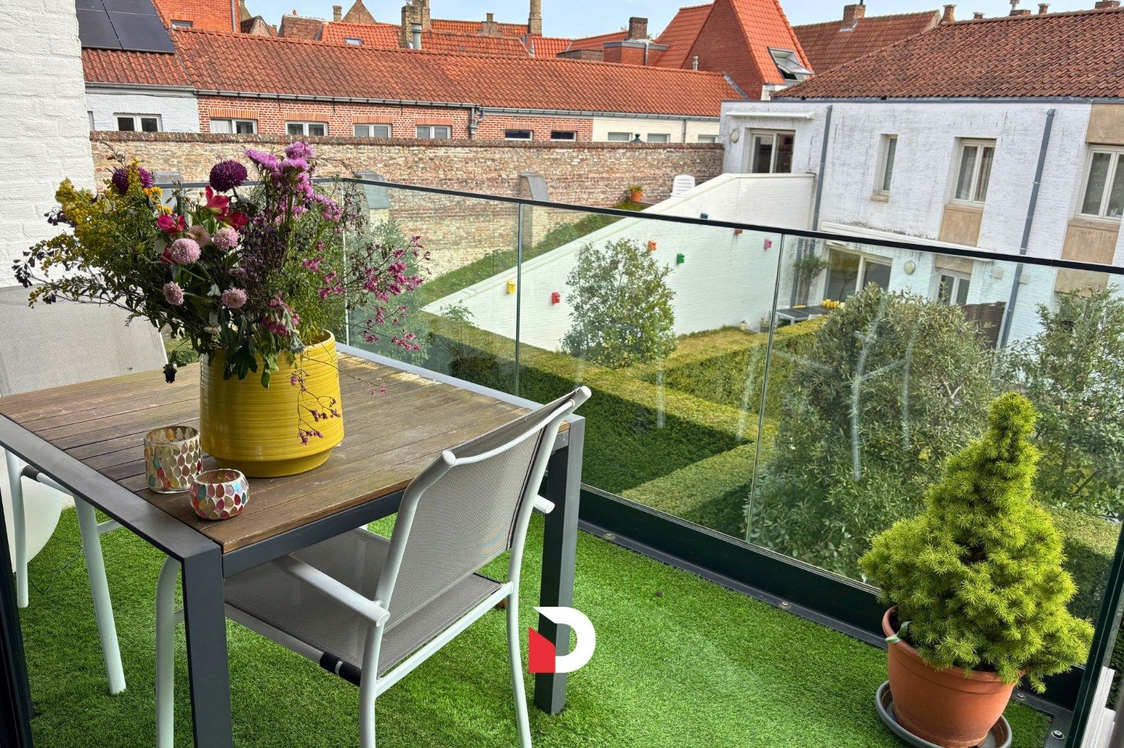 Luxueus 2 slaapkamer appartement in centrum Brugge foto 7