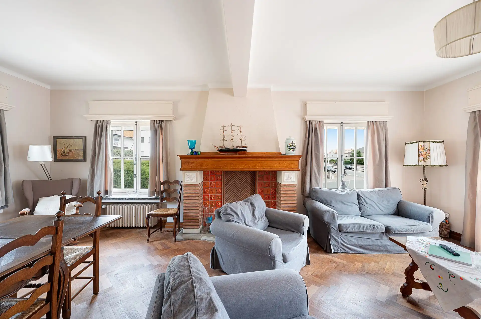 Majestueuze villa op toplocatie en 919m² grond, op slechts 150 meter van het strand foto 7