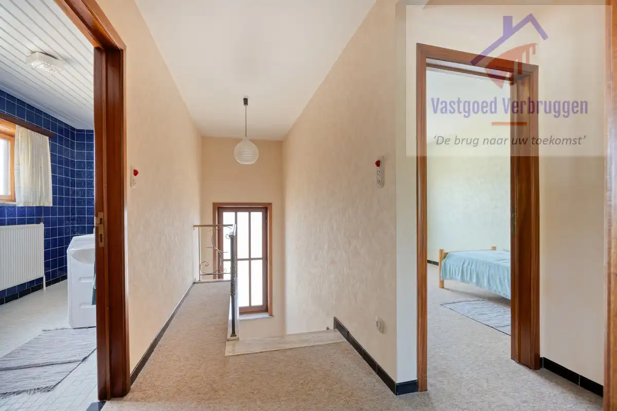 Goed gelegen ruime halfopen bebouwing met prachtige zongerichte tuin foto 12