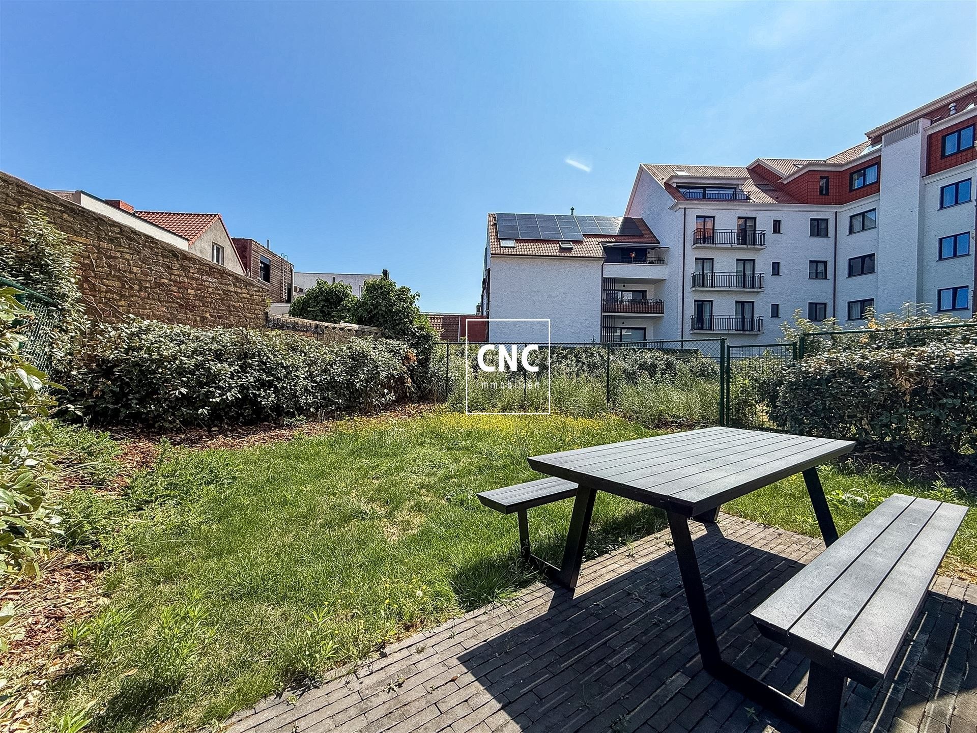 Stijlvol appartement met grote tuin op centrale ligging foto 8