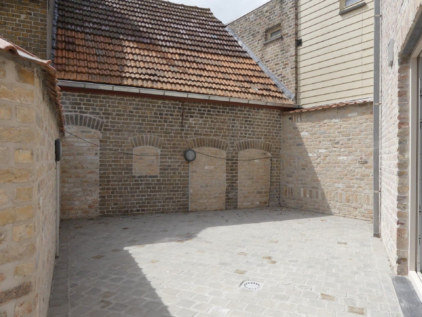 Halfopen nieuwbouwwoning met binnenterras, tuintje en garage - 3 slaapkamers foto 15