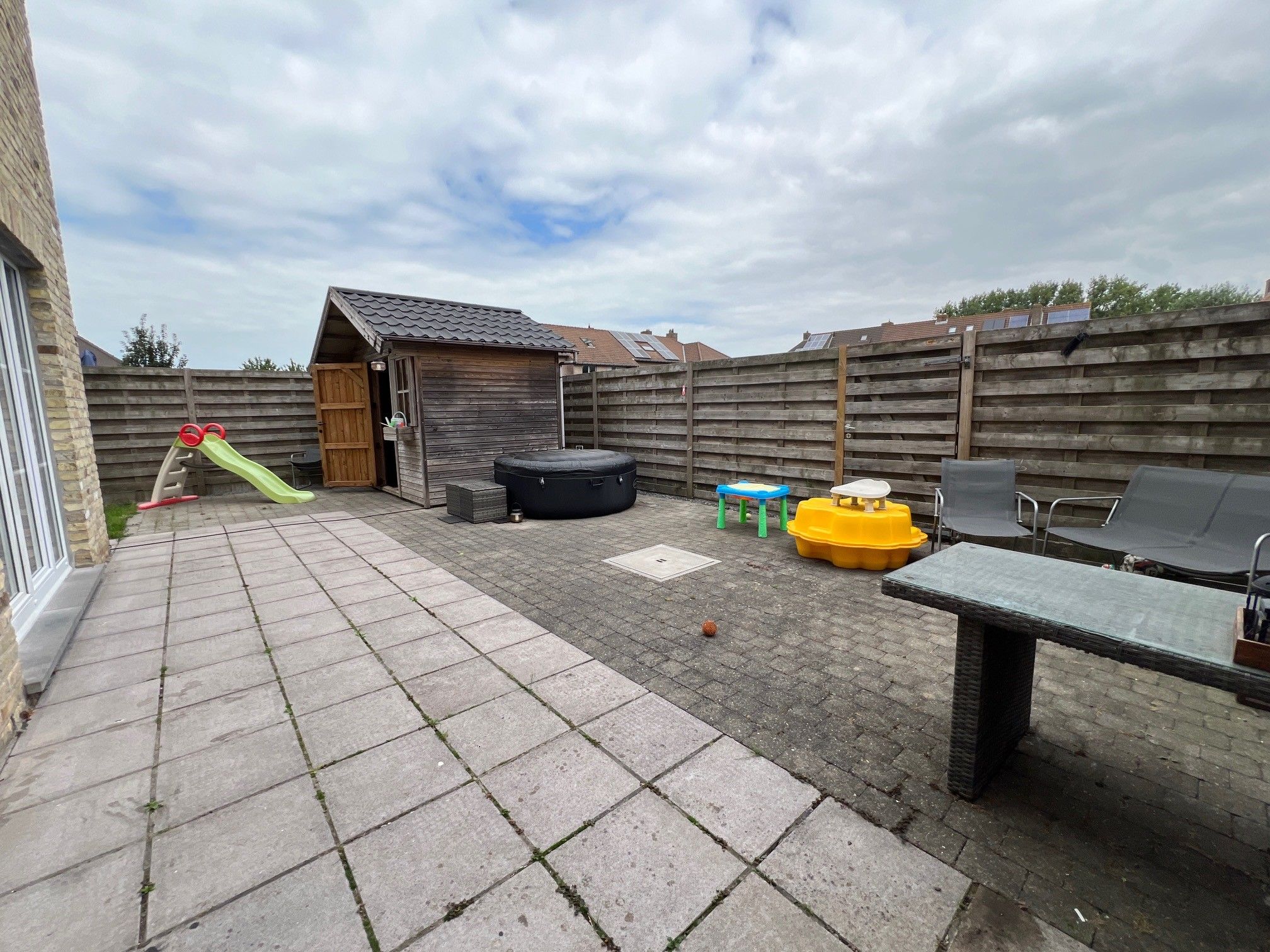 Instapklare woning met 3 ruime slaapkamers en garage. foto 13