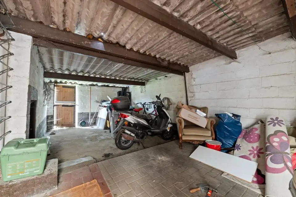 GEZELLIGE GEZINSWONING MET 3 SLKS, GARAGE EN VEEL PRIVACY foto 21