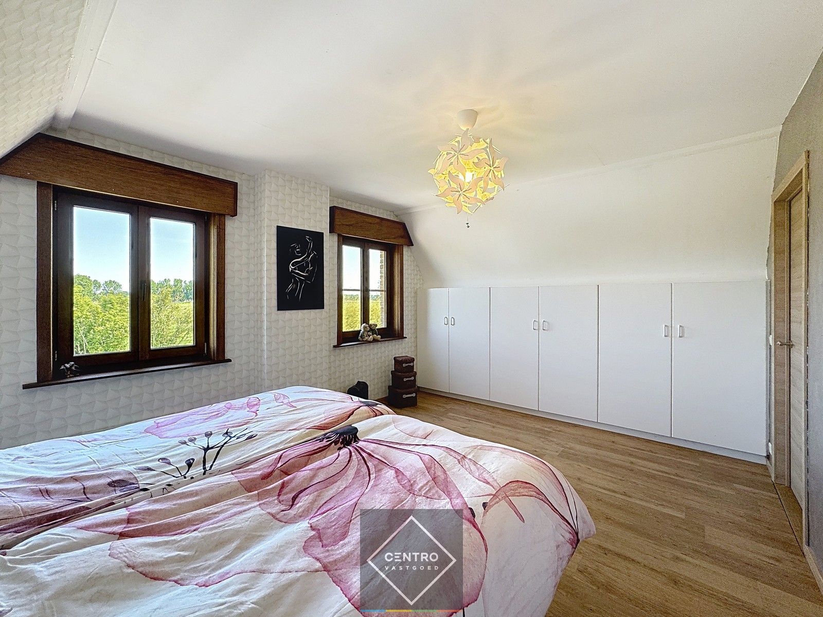Idyllisch gelegen woning op 10.162m2 grond! foto 20