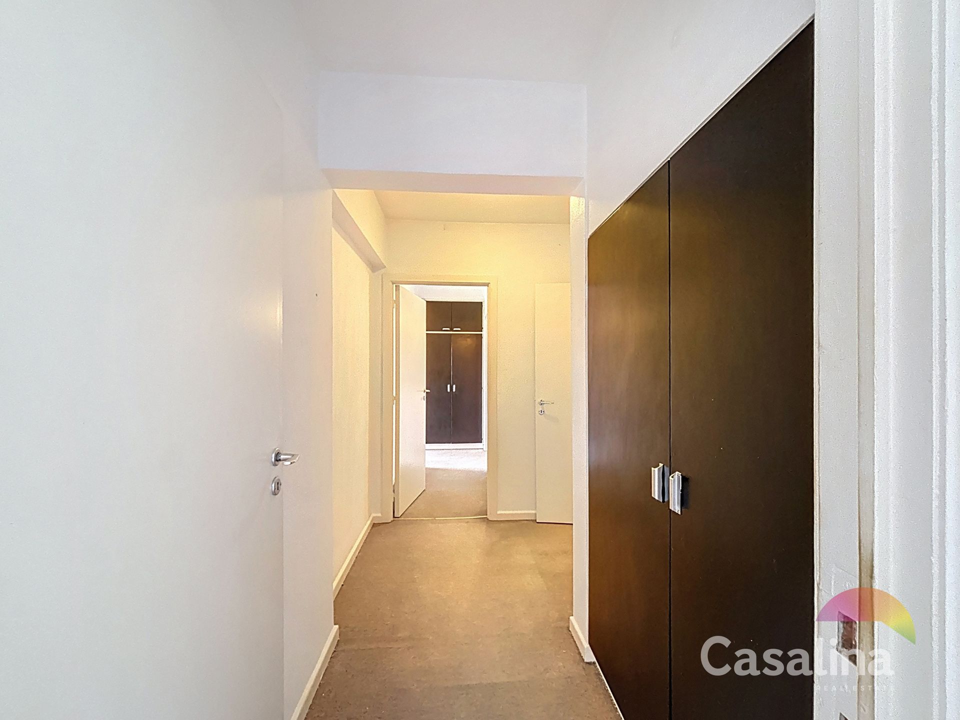 Ruim drie slaapkamer appartement met veel mogelijkheden foto 12