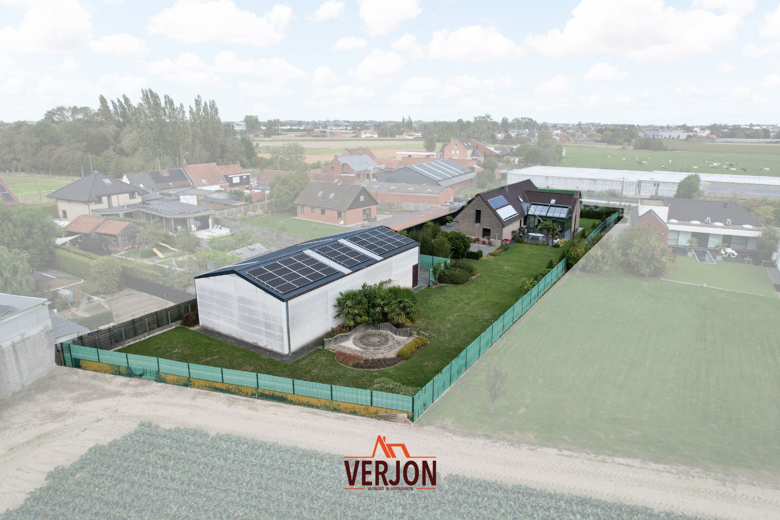 Kijkdag 11/10/2025 tussen 11 en 12 uur! Exclusieve woning met hangaar en luxueuze leefruimtes foto 2