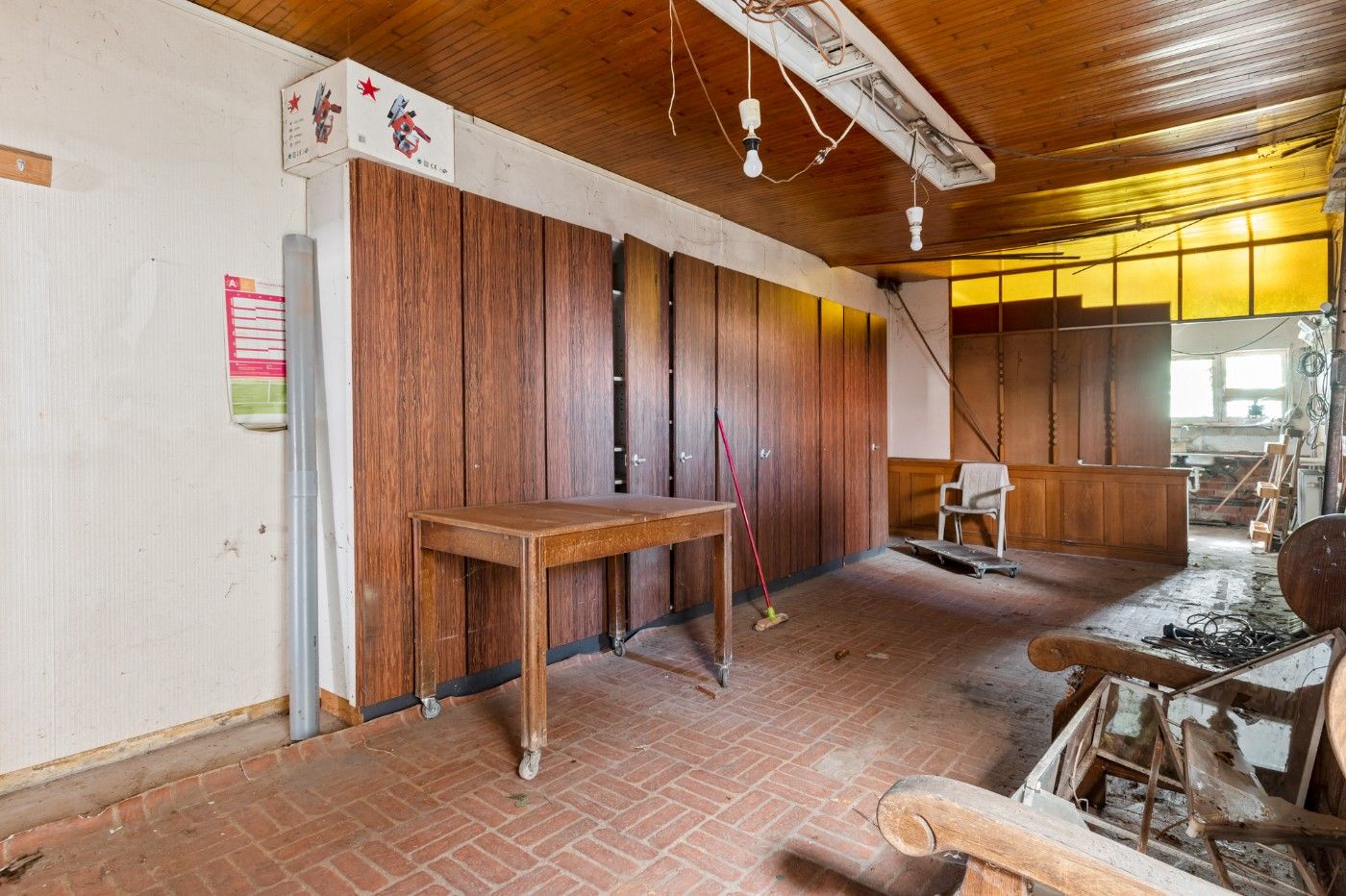 Te renoveren woning met 2 slpk., garage en grote tuin foto 6