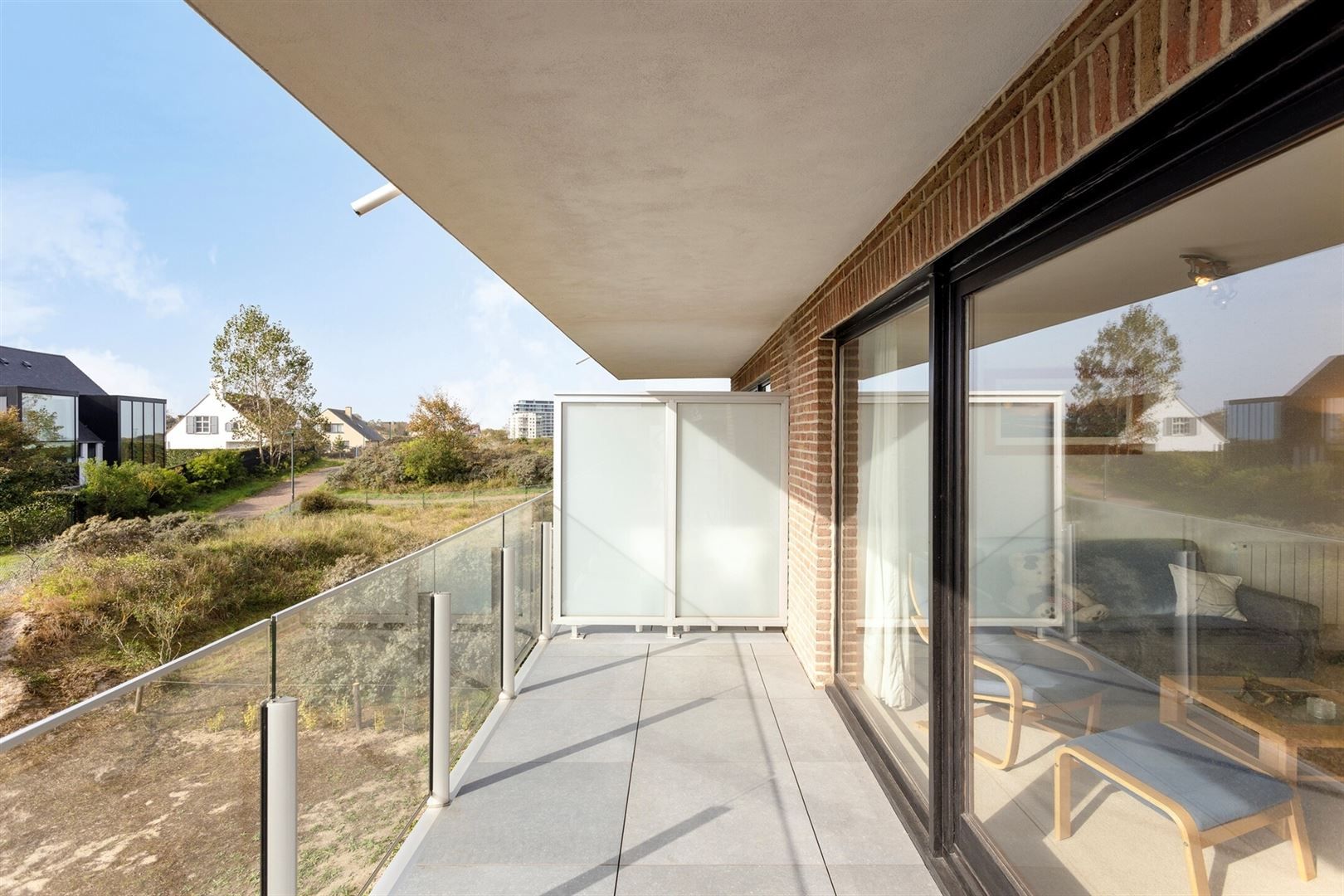 Prachtig gelegen appartement met riant zongericht terras en zicht op duinen aan zeer aantrekkelijke prijs foto 4