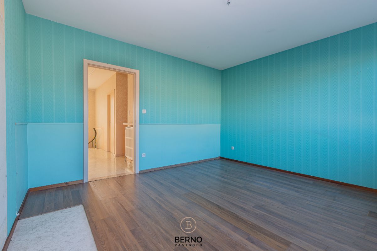 Woning met polyvalente benedenruimte foto 8