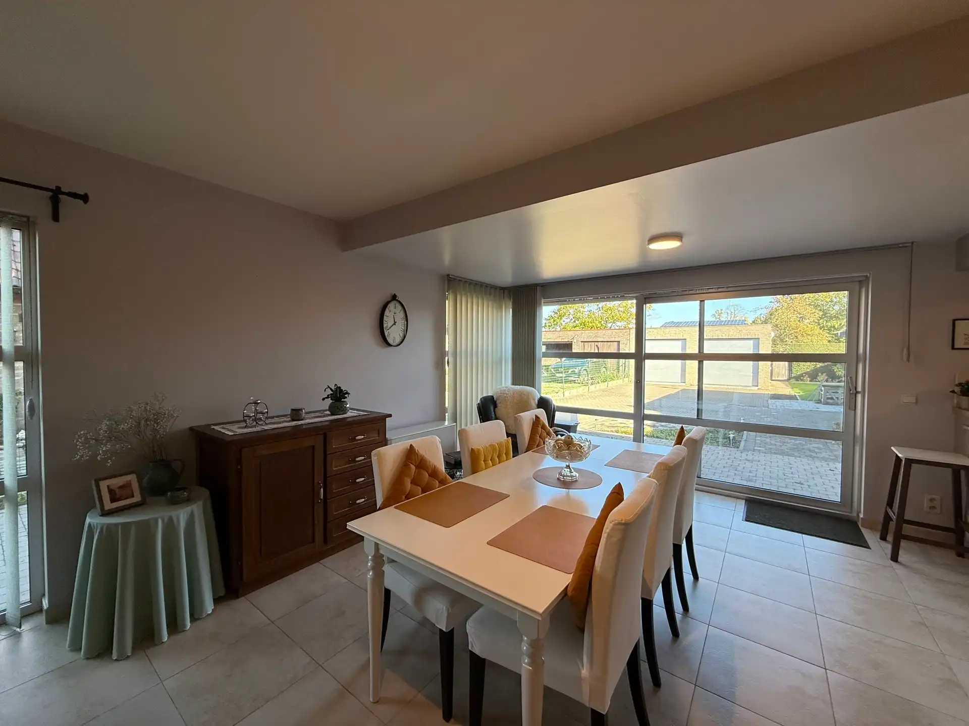 SERSKAMP - Recent gelijkvloers appartement met ruim terras. foto 3