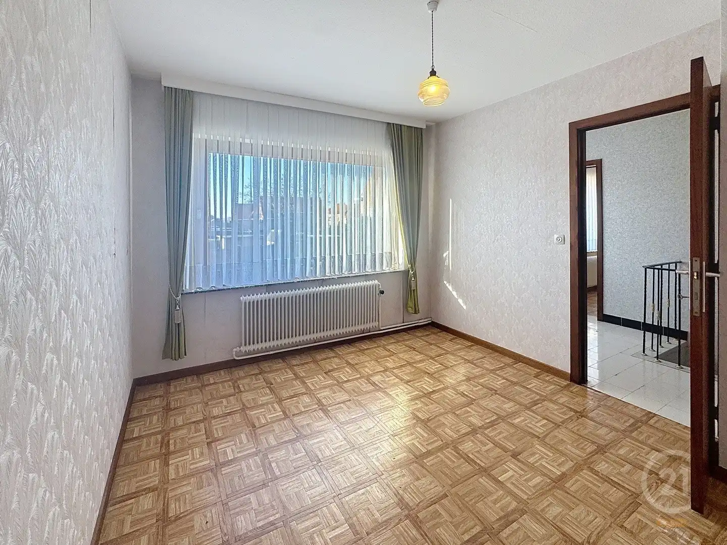 Ruime gezinswoning met 4 slaapkamers in rustige woonomgeving foto 16