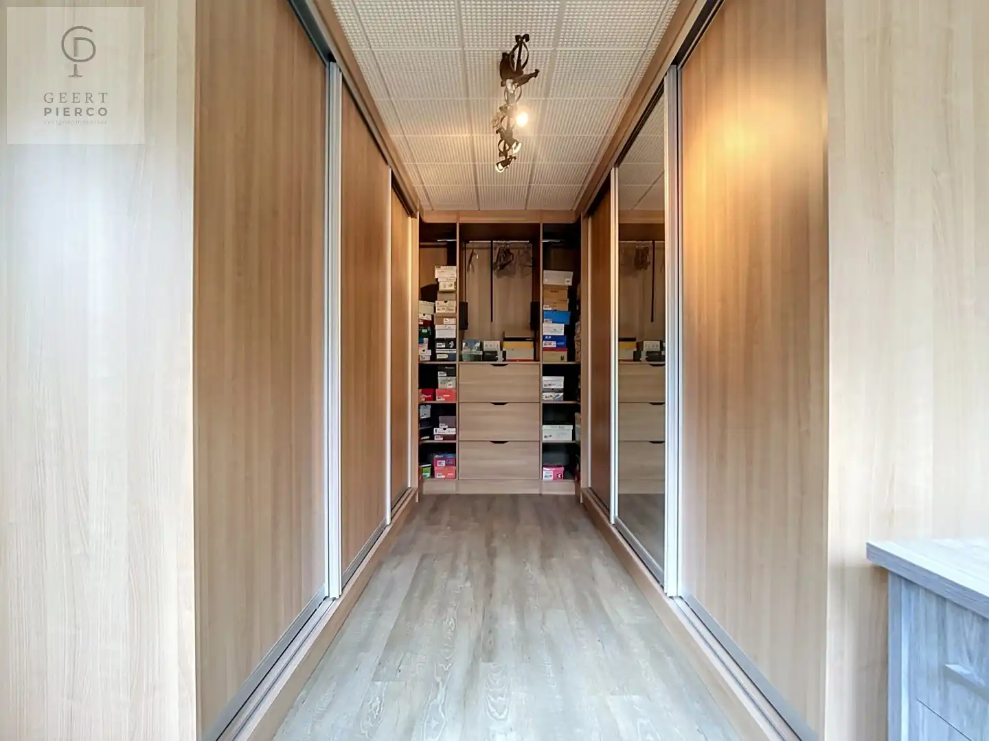 Charmante woning met garage en kelder in de rustige Kan. Schoolslaan, Landen - een perfecte kans voor jouw nieuwe thuis! foto 14