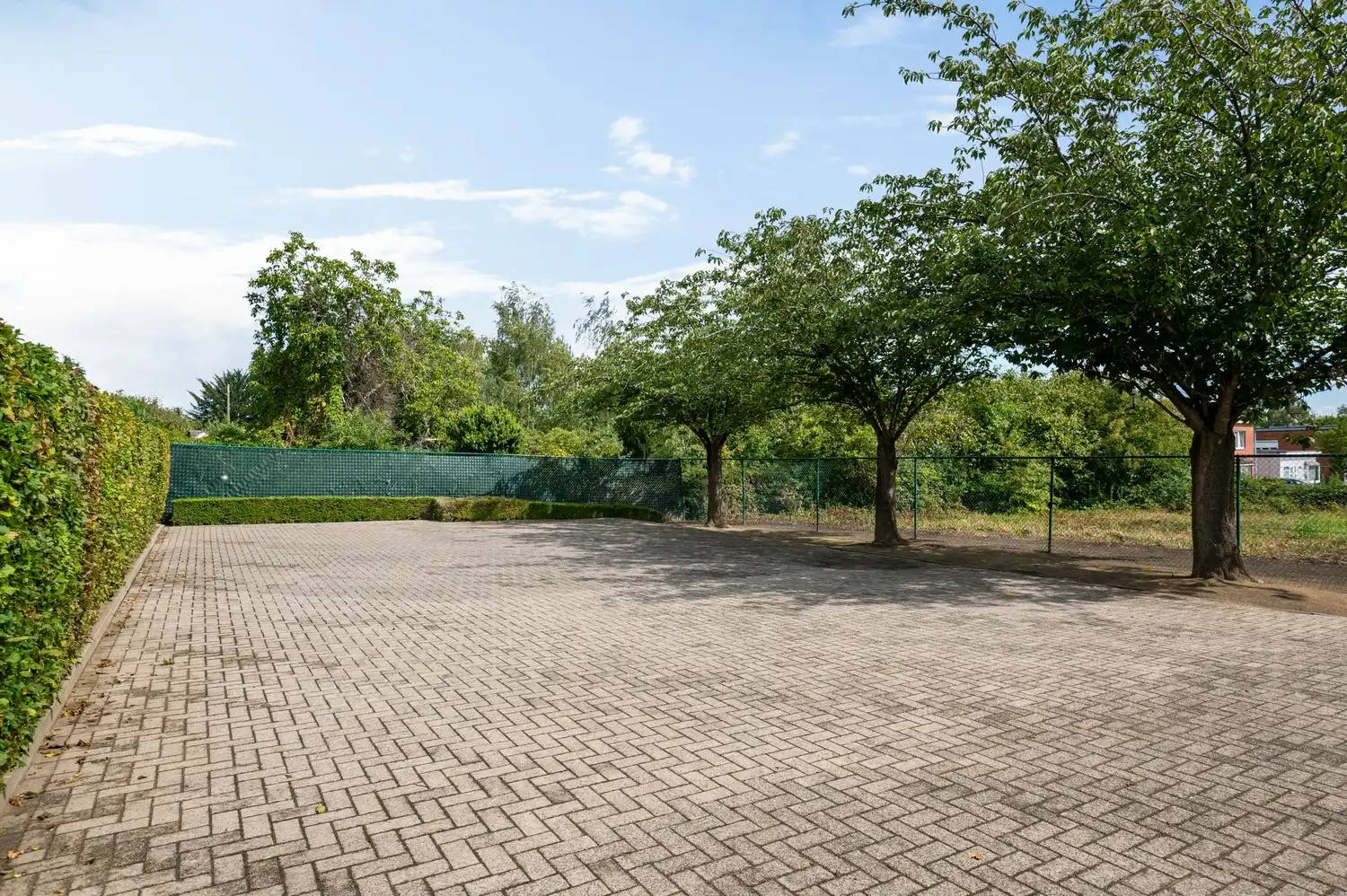Recent gelijkvloersapp. met 1 slpkr, terras en autostaanplaats. foto 19