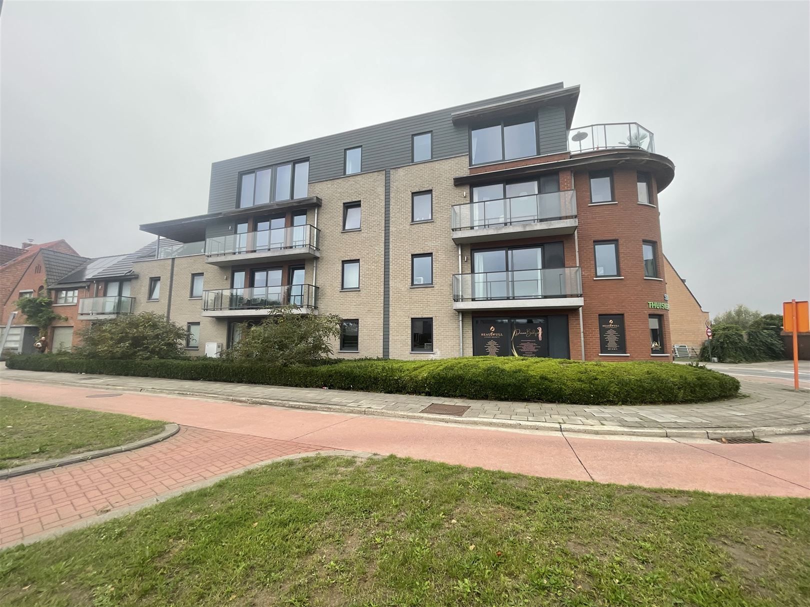 Gelijkvloers 1-slpk appartement te Dendermonde (Appels) foto 2
