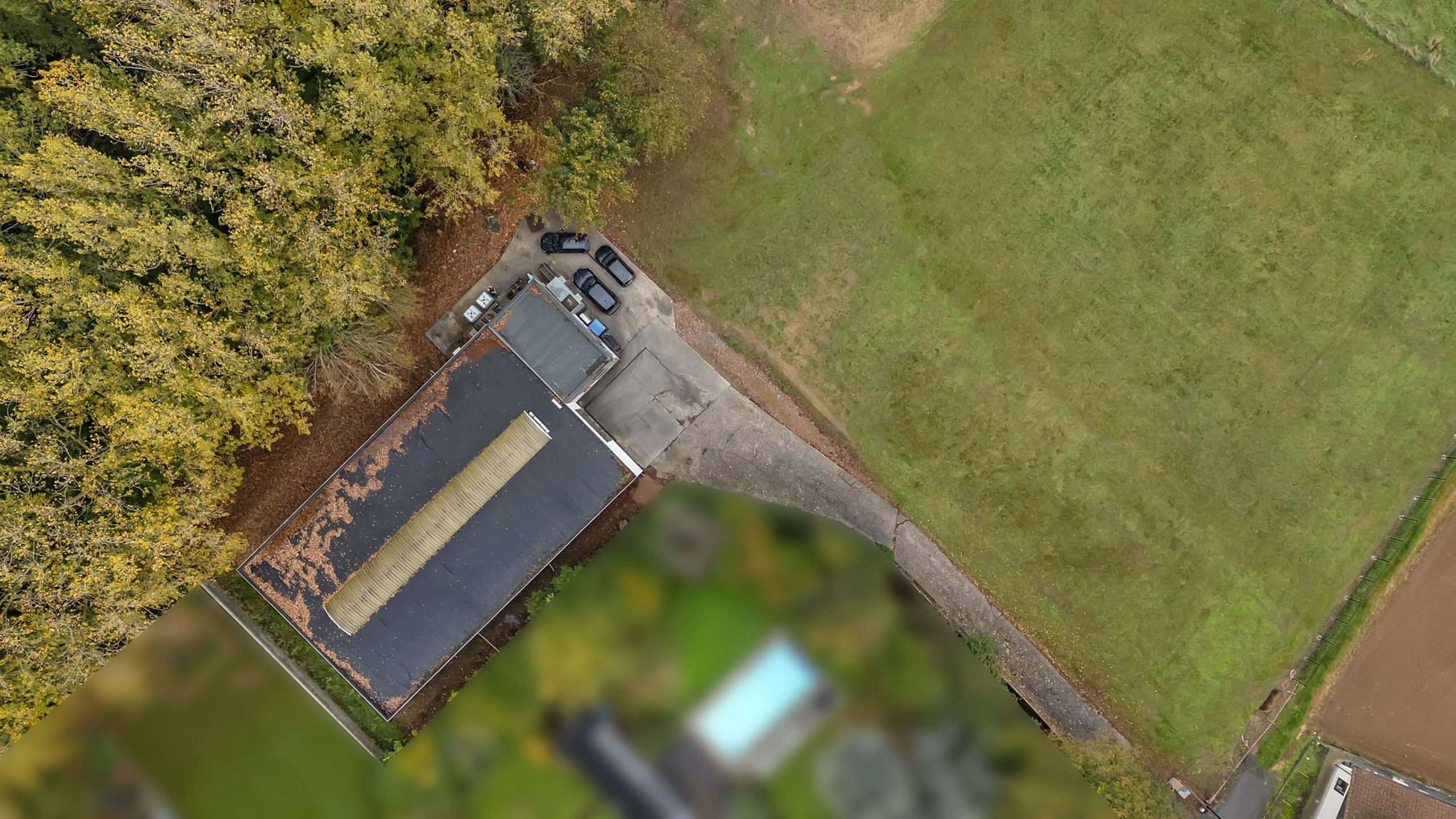 Loods (600m²)  met woonmogelijkheid op rustige locatie foto 6