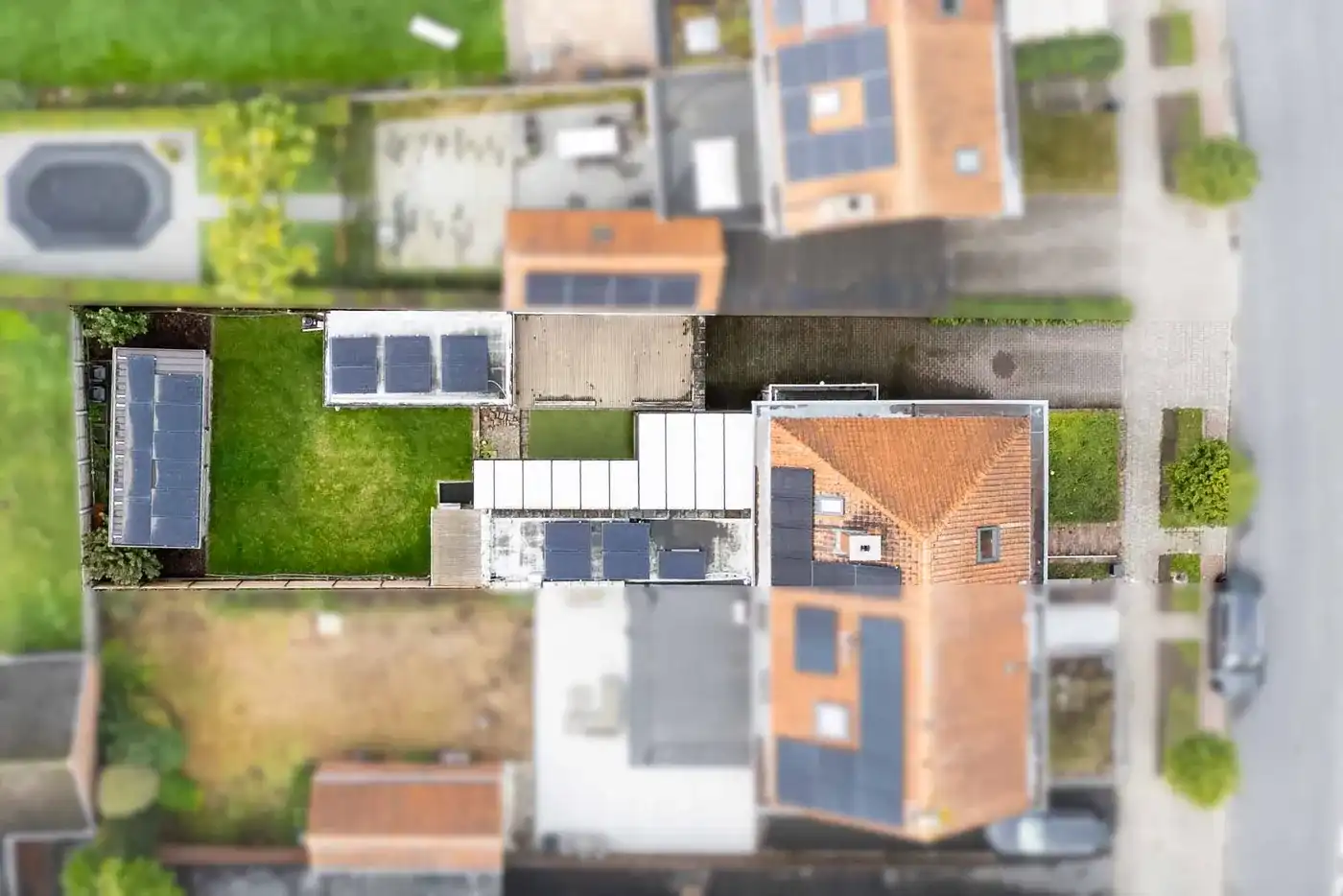 Welkom in deze toffe ruime gezinswoning op een toplocatie in Zwevegem!  foto 27