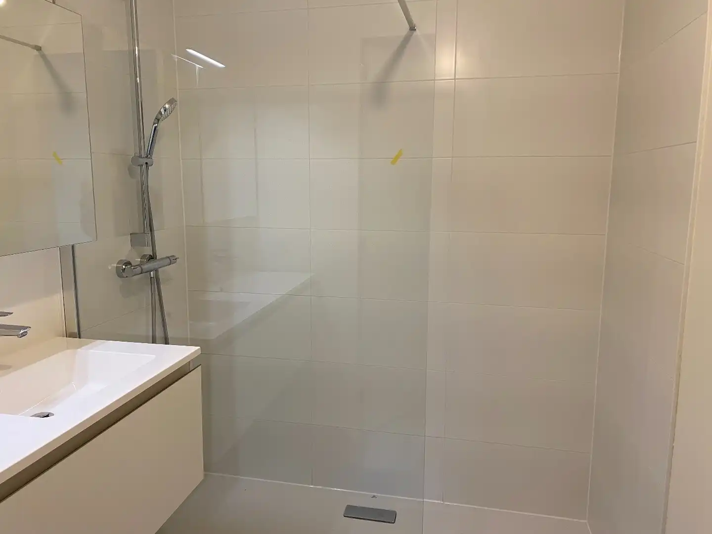 Luxueus gelijkvloers nieuwbouwappartement met 1 slaapkamer en autostaanplaats  foto 8