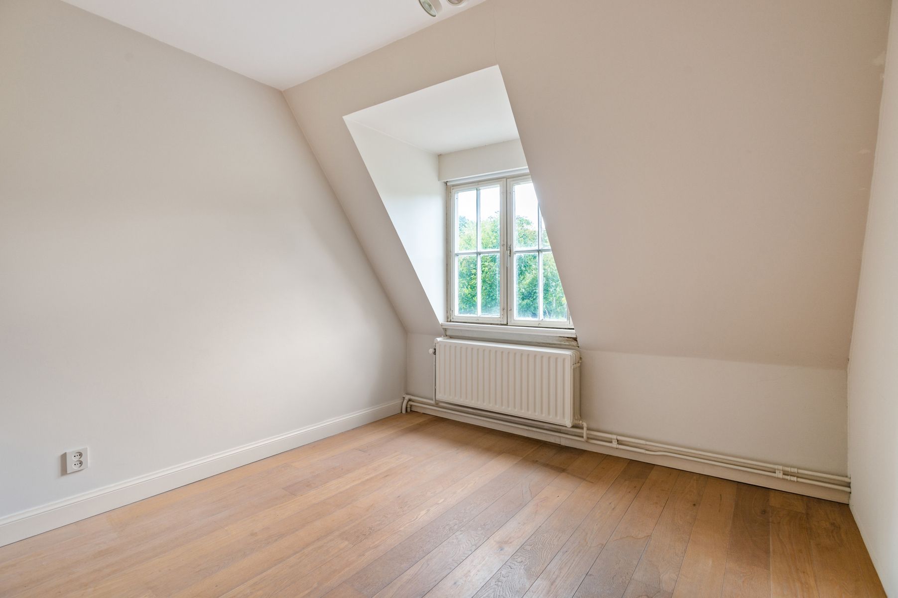 Ruime klassieke villa met zuid-tuin op toplocatie ! foto 24