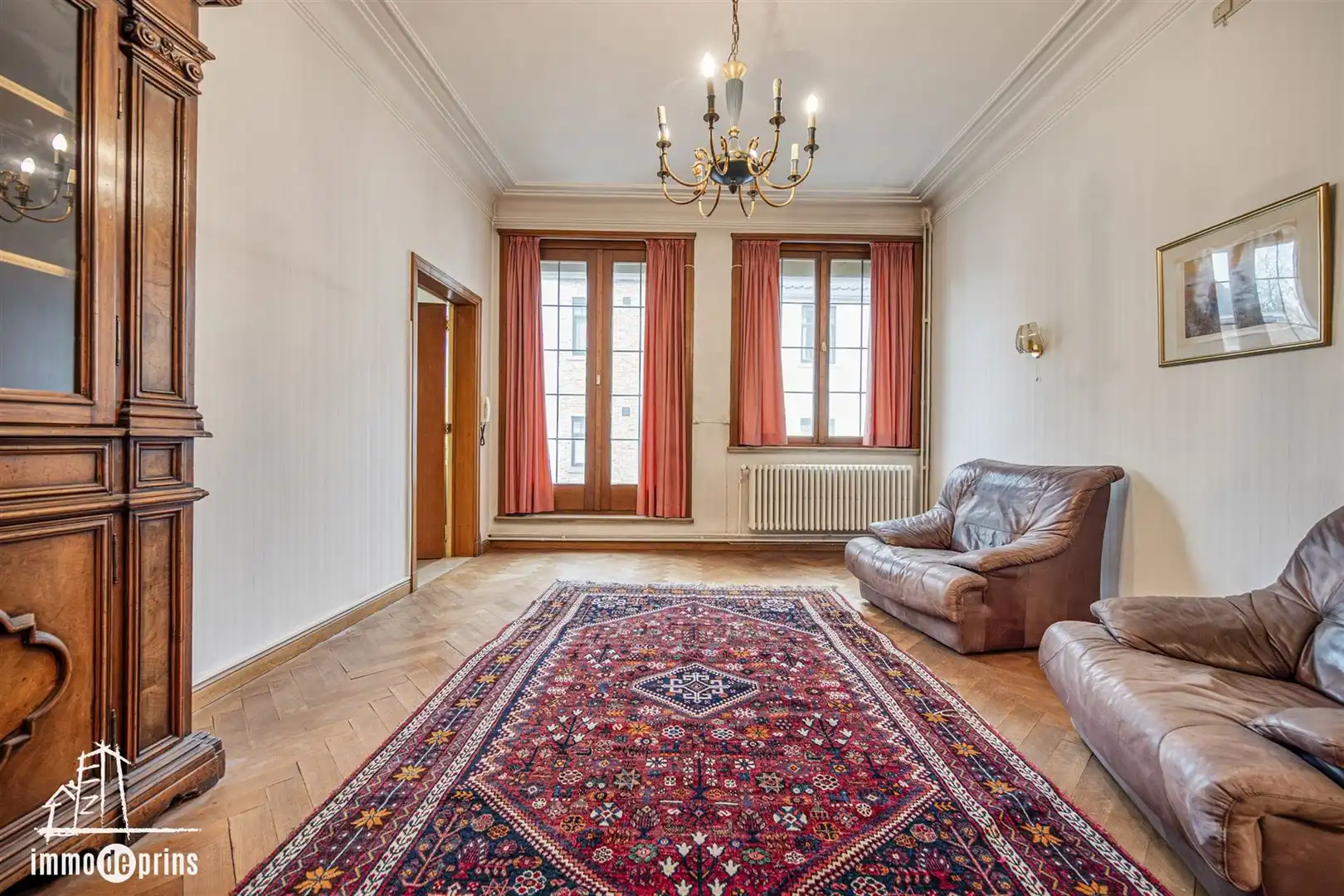 Handelspand met grote burgerwoning foto 13