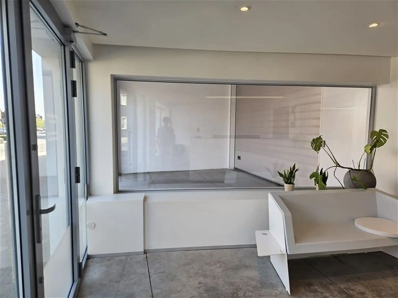 Bedrijfsgebouw te Roeselare foto 25