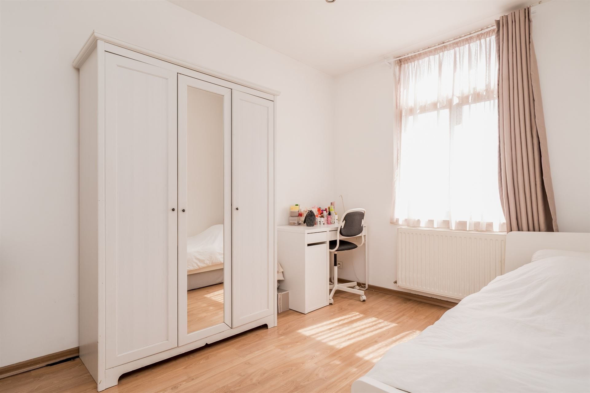 Instapklare woning met 3 slpks nabij station. foto 17