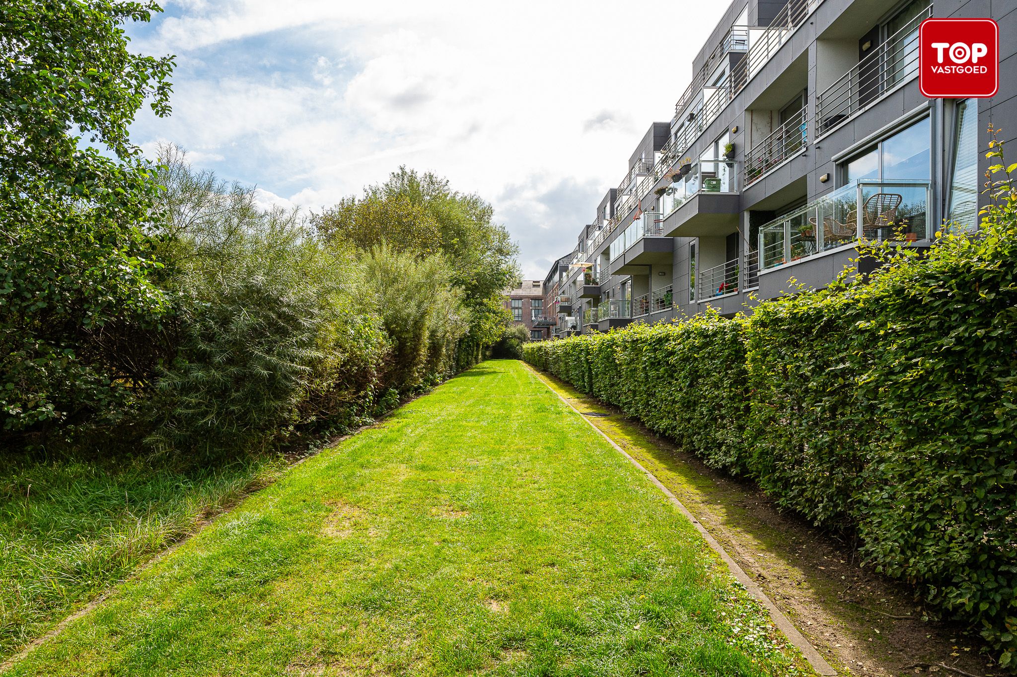 Instapklaar appartement met zicht op groen, in het centrum van Gent foto 26