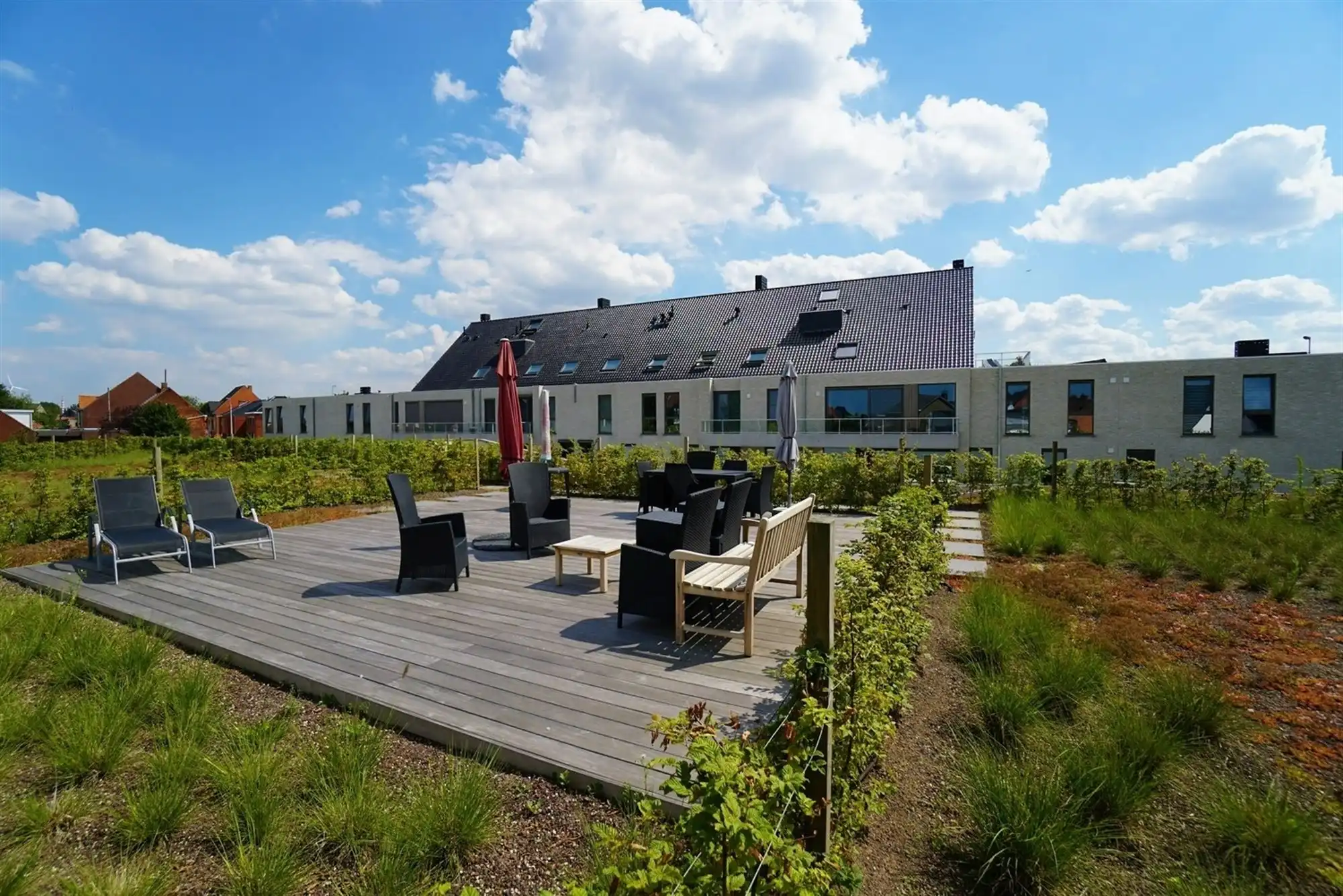 Prachtig energiezuinig dakappartement met 2 slaapkamers, ruim zonovergoten terras en garage in hartje Ertvelde foto 19