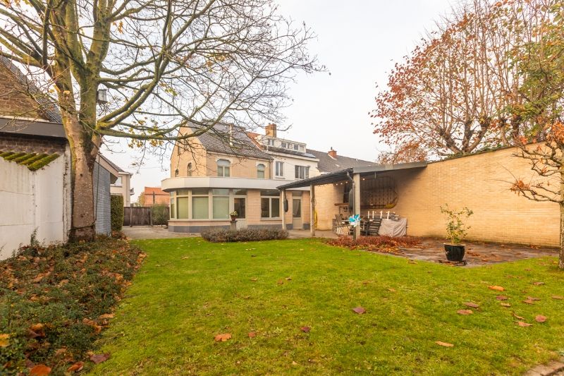 Prachtig Art-Deco-burgerhuis, met 3 slaapkamers, bureau, garage, tuin....(vloerverwarming, zonneboiler,elektr. goedgekeurd...) foto 20