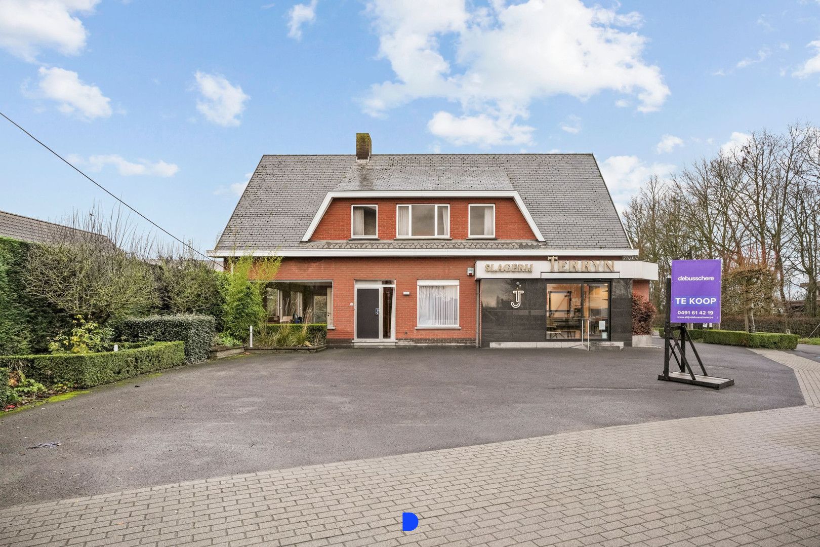 Hoofdfoto van de publicatie: Handelspand met woonst op commerciële ligging.