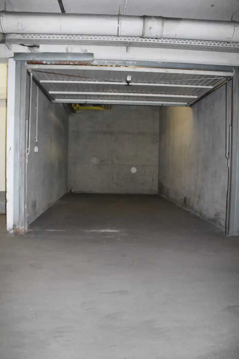 Garage te huur foto 4