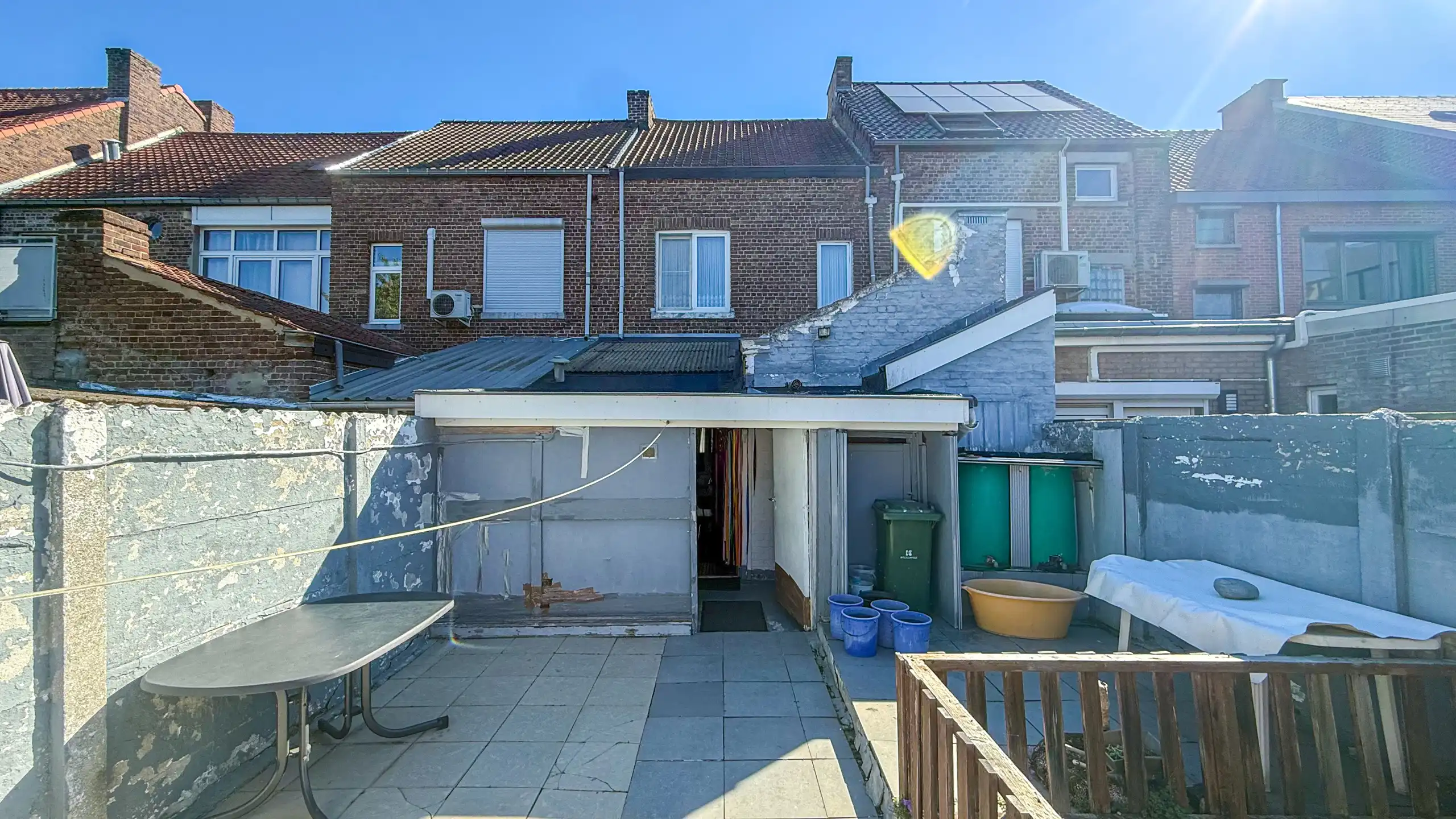 Op te frissen rijhuis met 3slpk + tuin in Sint-Truiden! foto 34