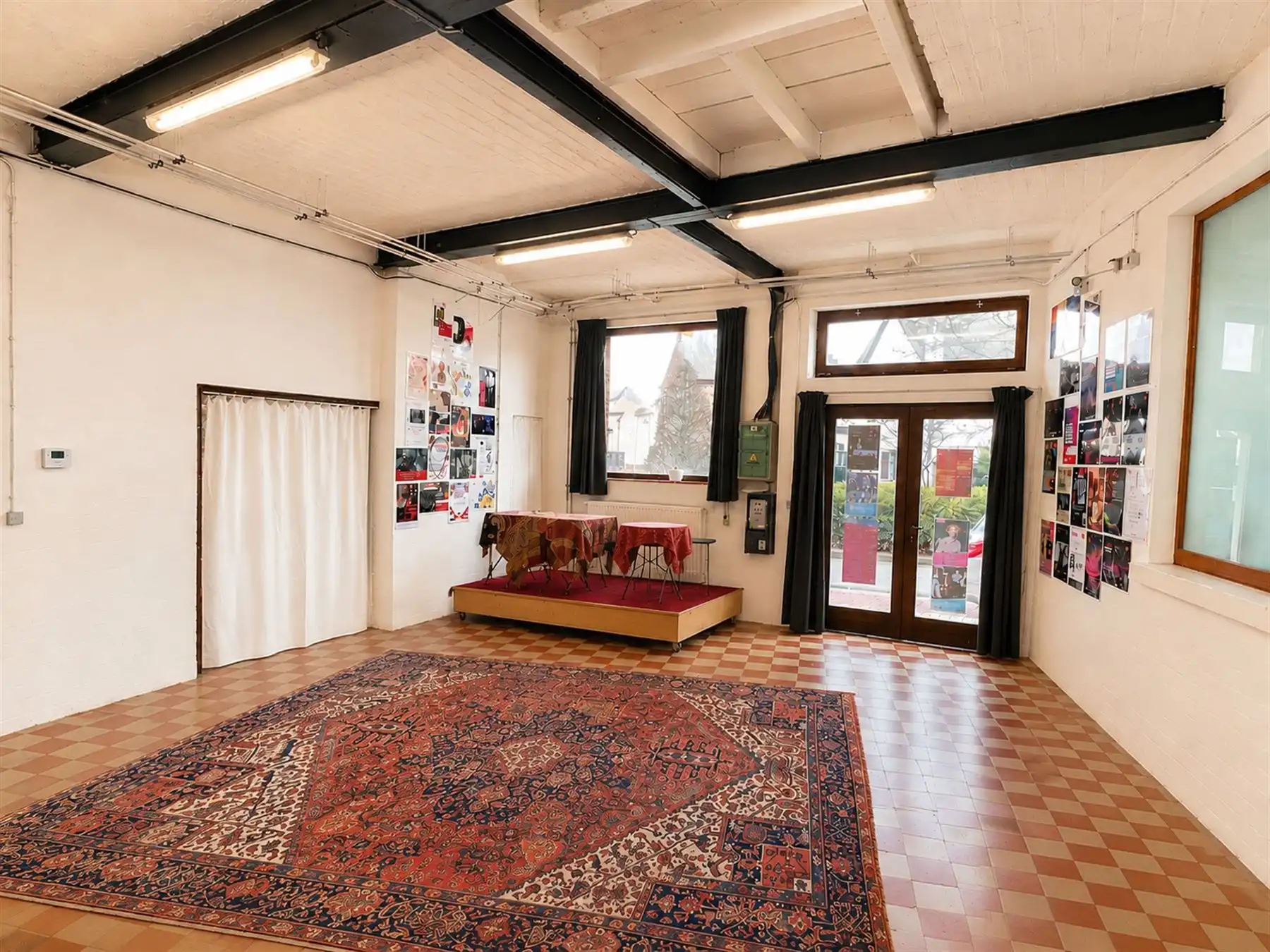 Karaktervol gerenoveerd burgerhuis met atelier foto 10