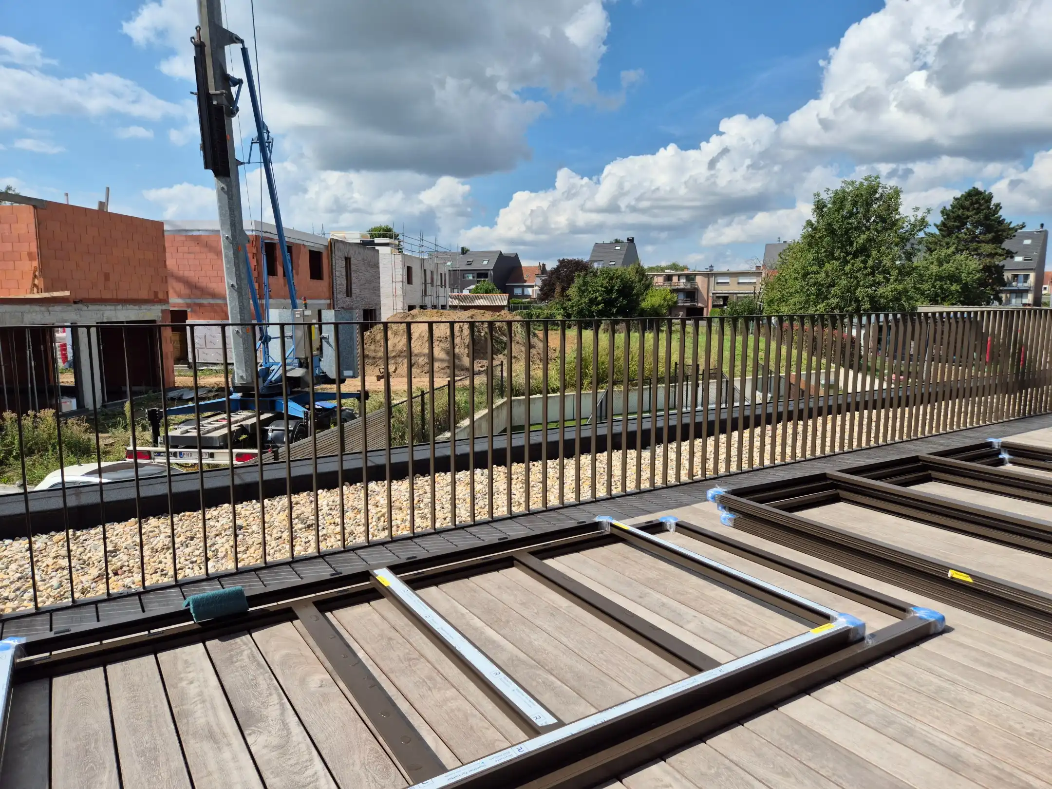 Nieuwbouwappartement met 2 slaapkamers, terras en staanplaats foto 2