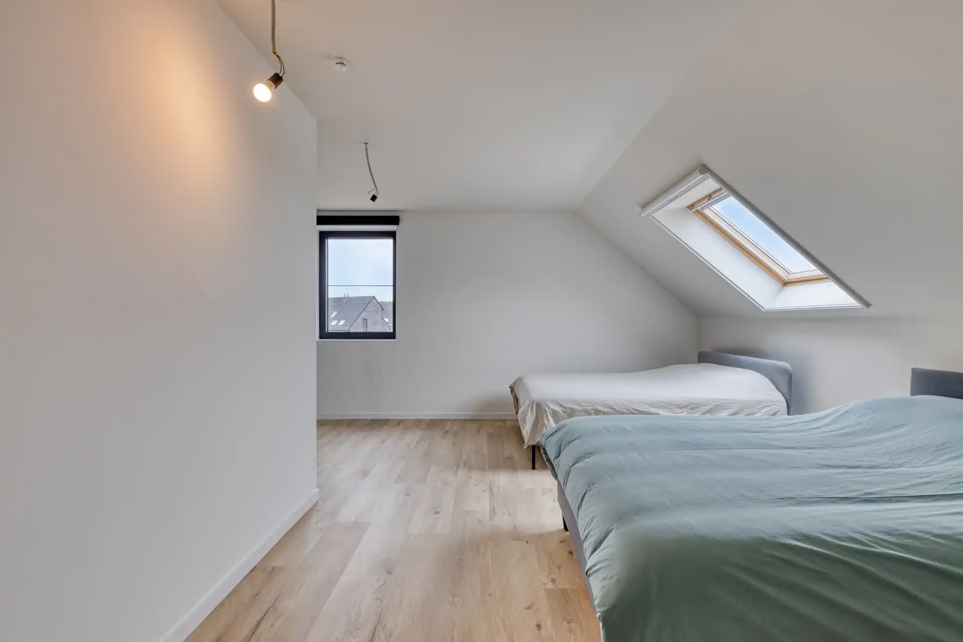 Prachtige nieuwbouwwoning (onder Registratierechten) foto 22