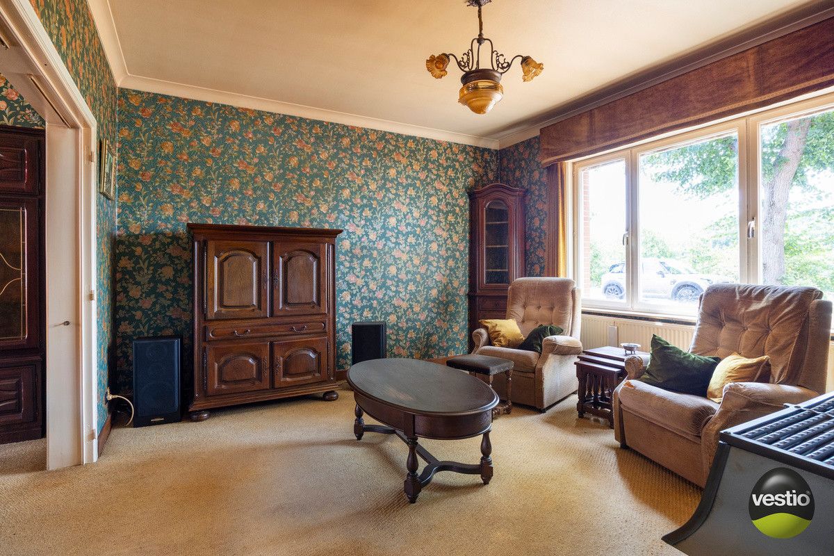 OP TE FRISSEN HALF VRIJSTAANDE WONING OP 7A87CA STADSRAND HASSELT. foto 3