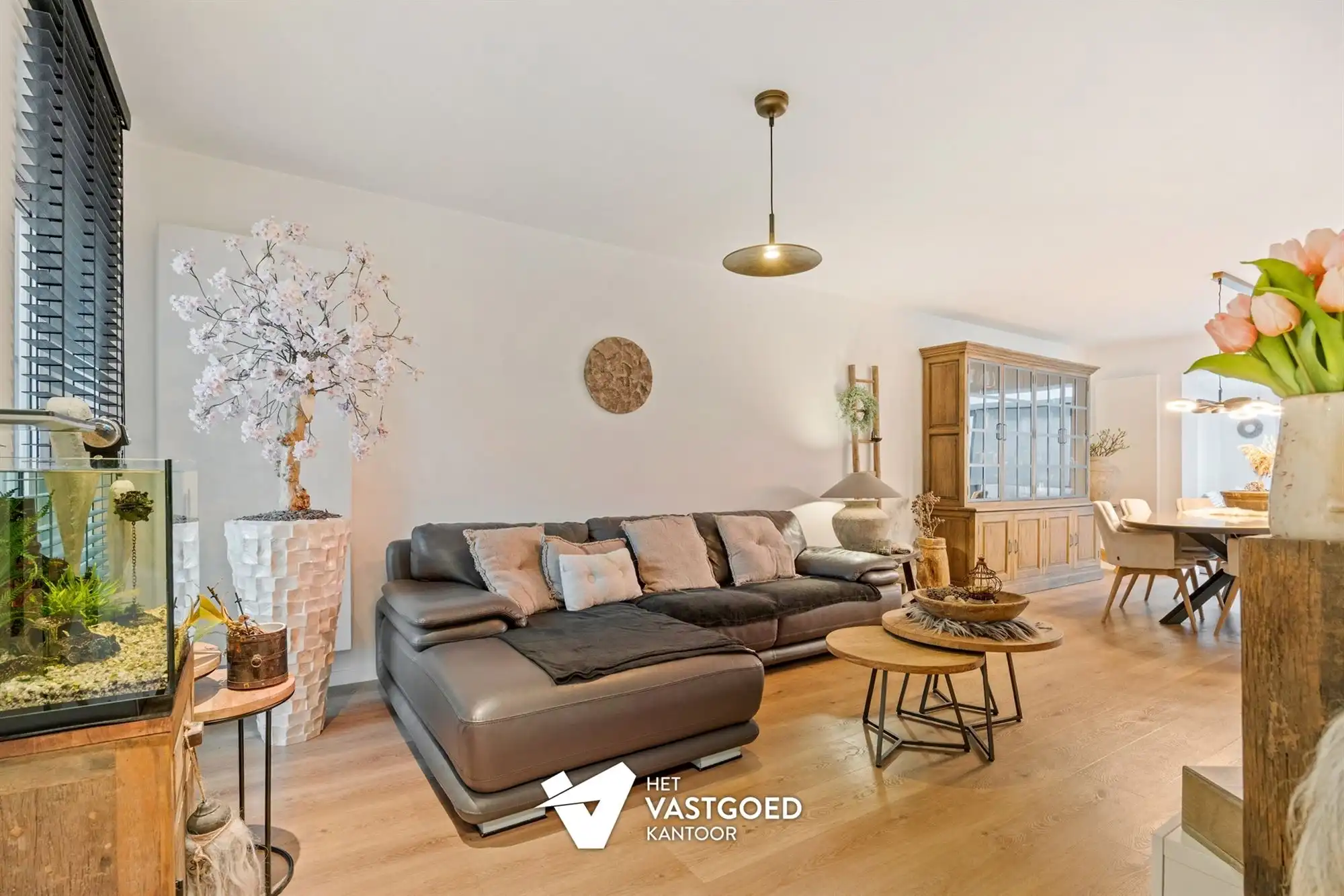 INSTAPKLARE WONING MET 3 SLAAPKAMERS EN TUIN MET TUINKAMER TE ZONHOVEN foto 8