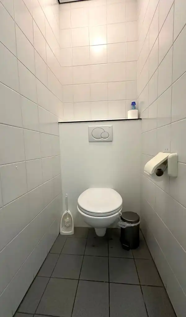 Budgetvriendelijk kantoor te huur bij E40 in Wetteren foto 11