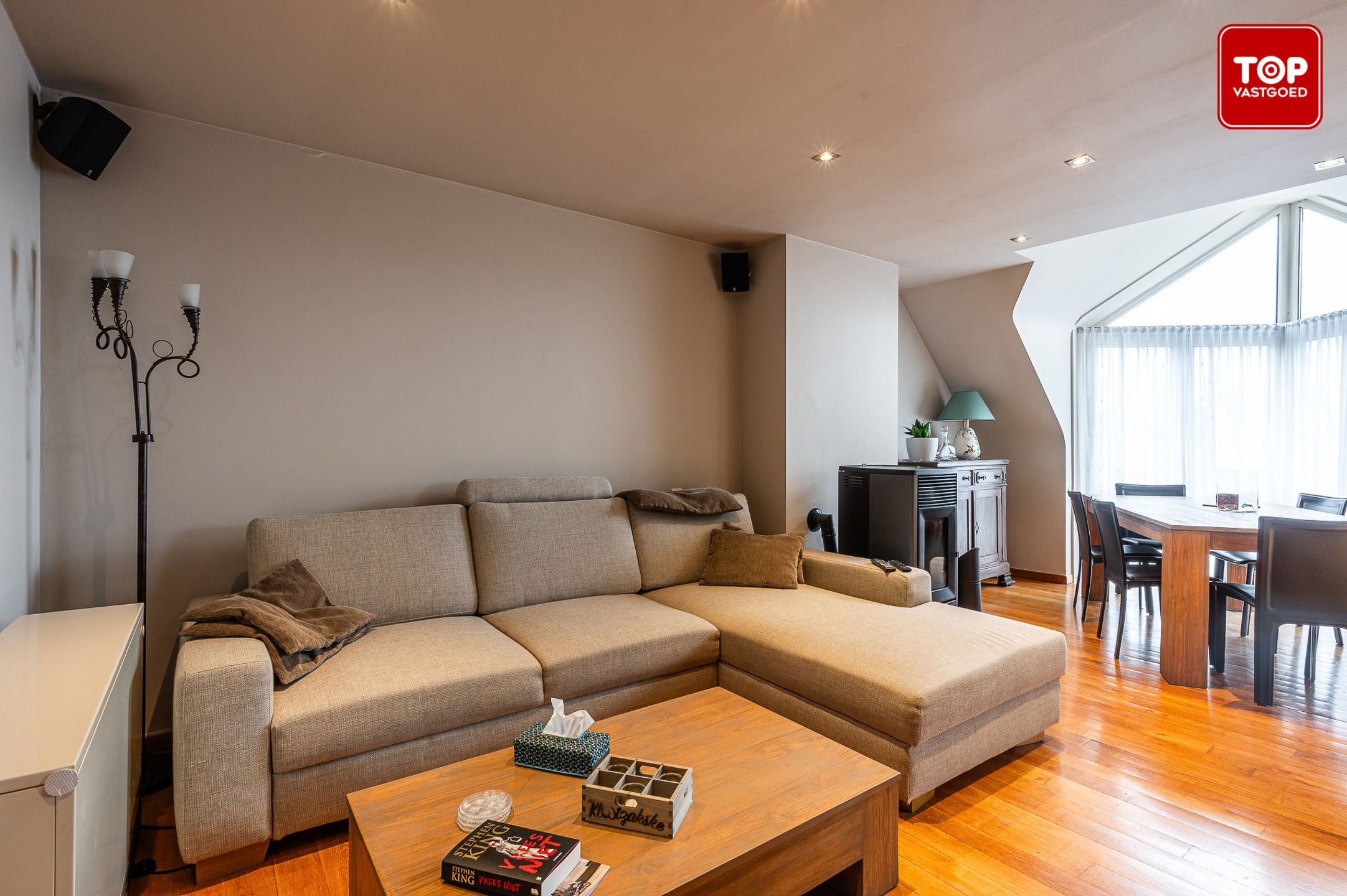 Instapklaar 2 slaapkamer appartement met garage in kleinschalig gebouw foto 10