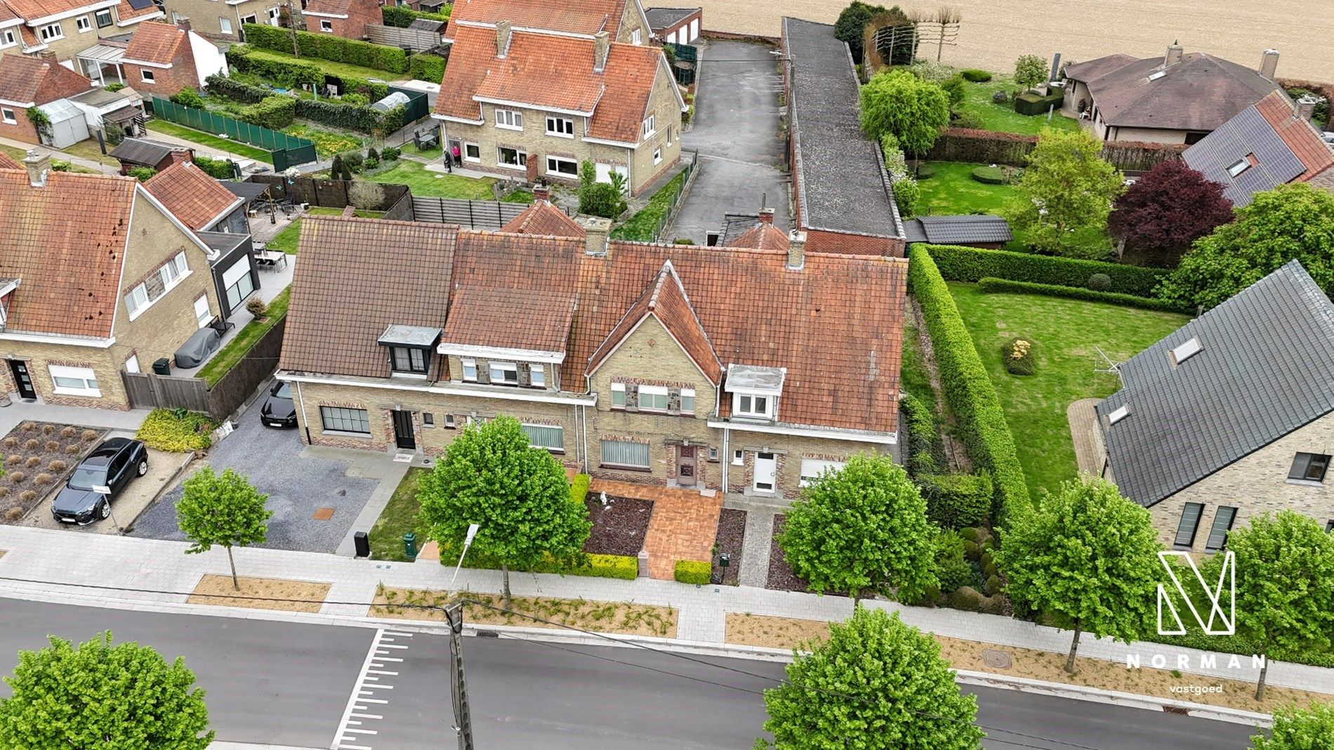 Woning op rustige ligging met uitweg en garage. foto 17