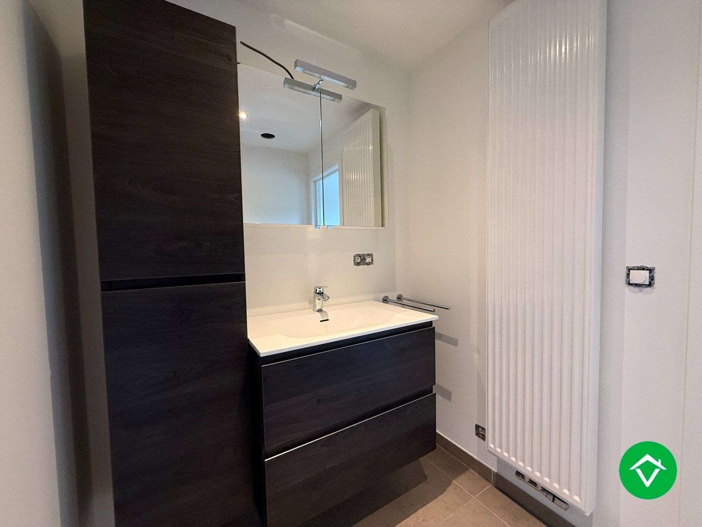 Energiezuinige rijwoning met 3 slaapkamers en tuin te Roeselare foto 6